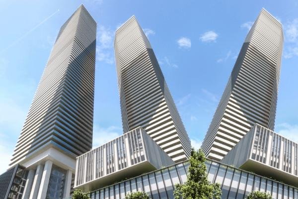 Sugar Wharf Condos 4